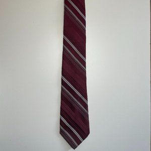 Vintage Don Loper of Beverly Hills Men's Tie in Burgundy